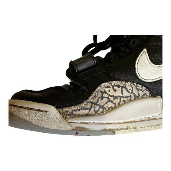 Nike Air Jordan Retro Legacy 312 GS Black Cement Oreo Gray Shoes AT4040-001 SZ 4 - Picture 12 of 16